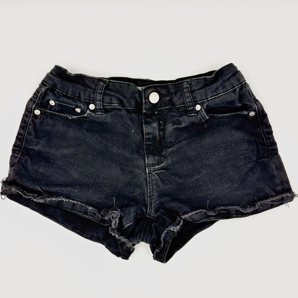 TRACTR- black jean shorts (girls size 8) worn but in good condition
